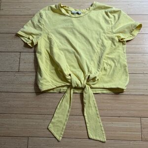 Zara Trafaluc Women’s Top Light Yellow Size Small Cropped With Tie At Waist